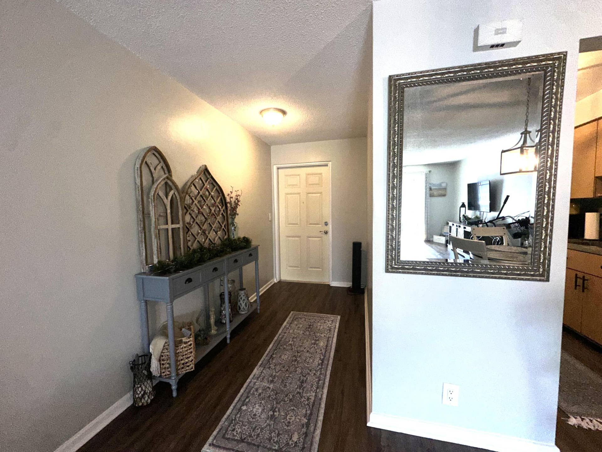 322 N Federal Highway, #238-N, Deerfield Beach, FL 33441 foyer