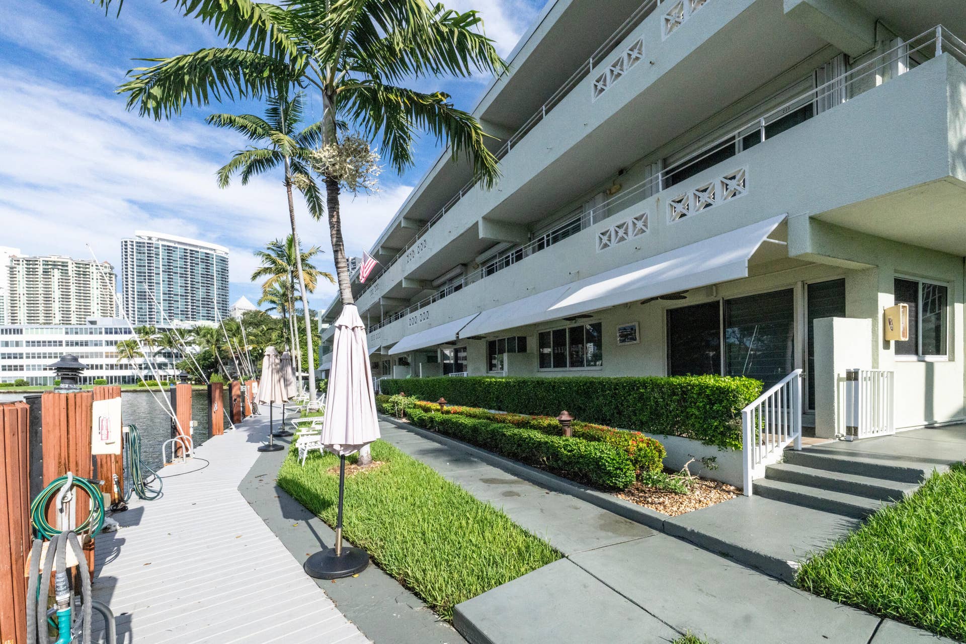 1000 SE 4th Street, #323, Fort Lauderdale, FL 33301 1000 SE 4th St Apt 117 Fort-print-042-03