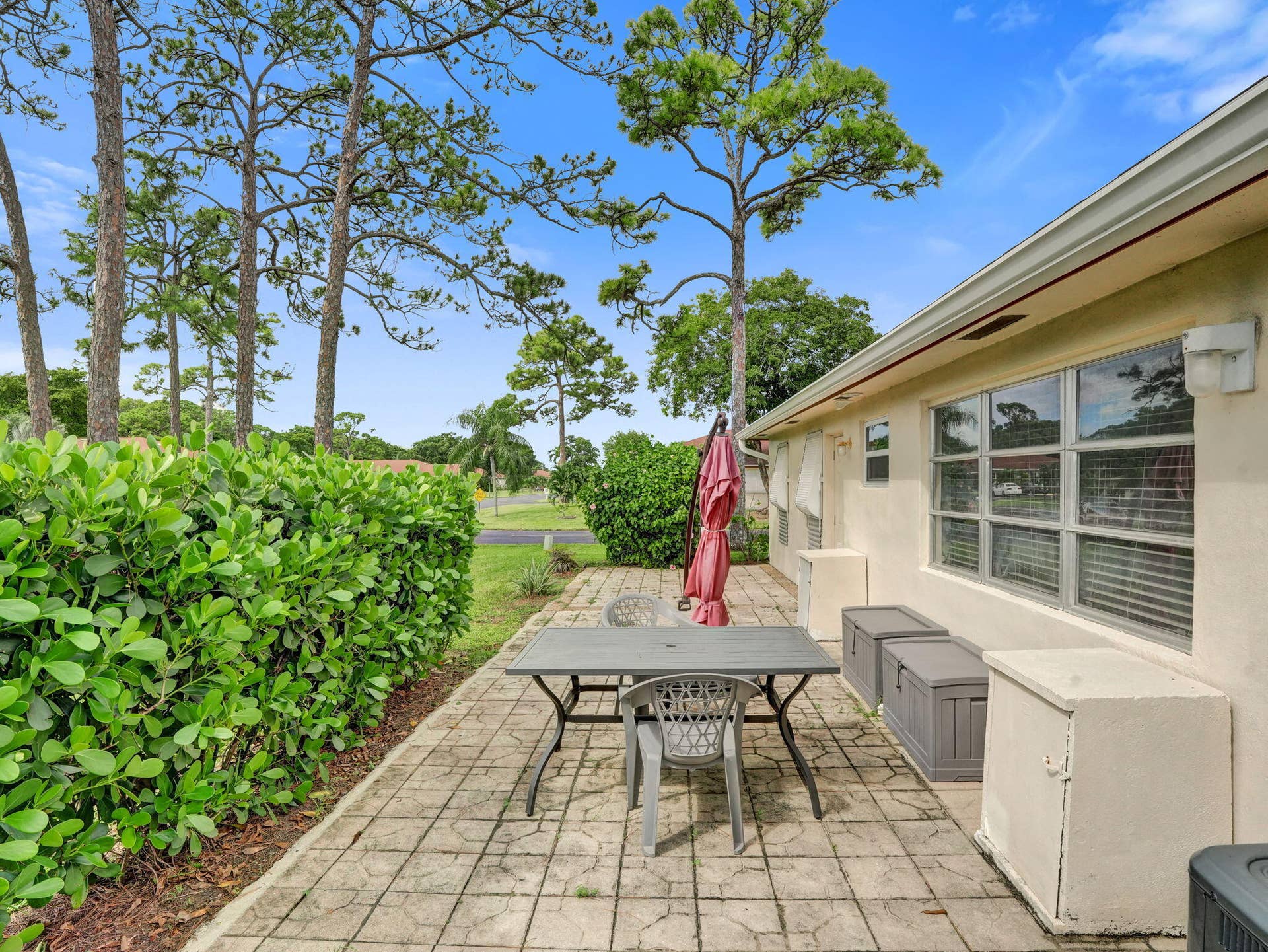 315 NW 50th Avenue, #C, Delray Beach, FL 33445 BACKYARD PAVER PATIO