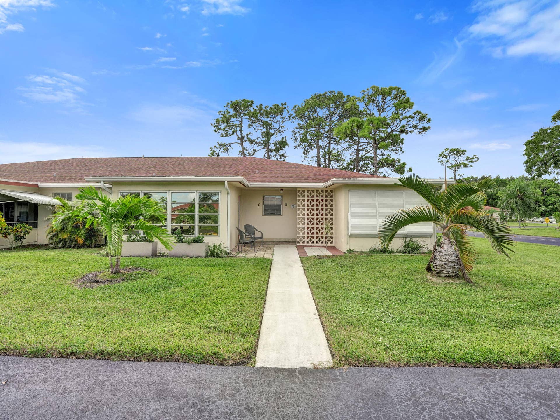 315 NW 50th Avenue, #C, Delray Beach, FL 33445 WELCOME HOME!