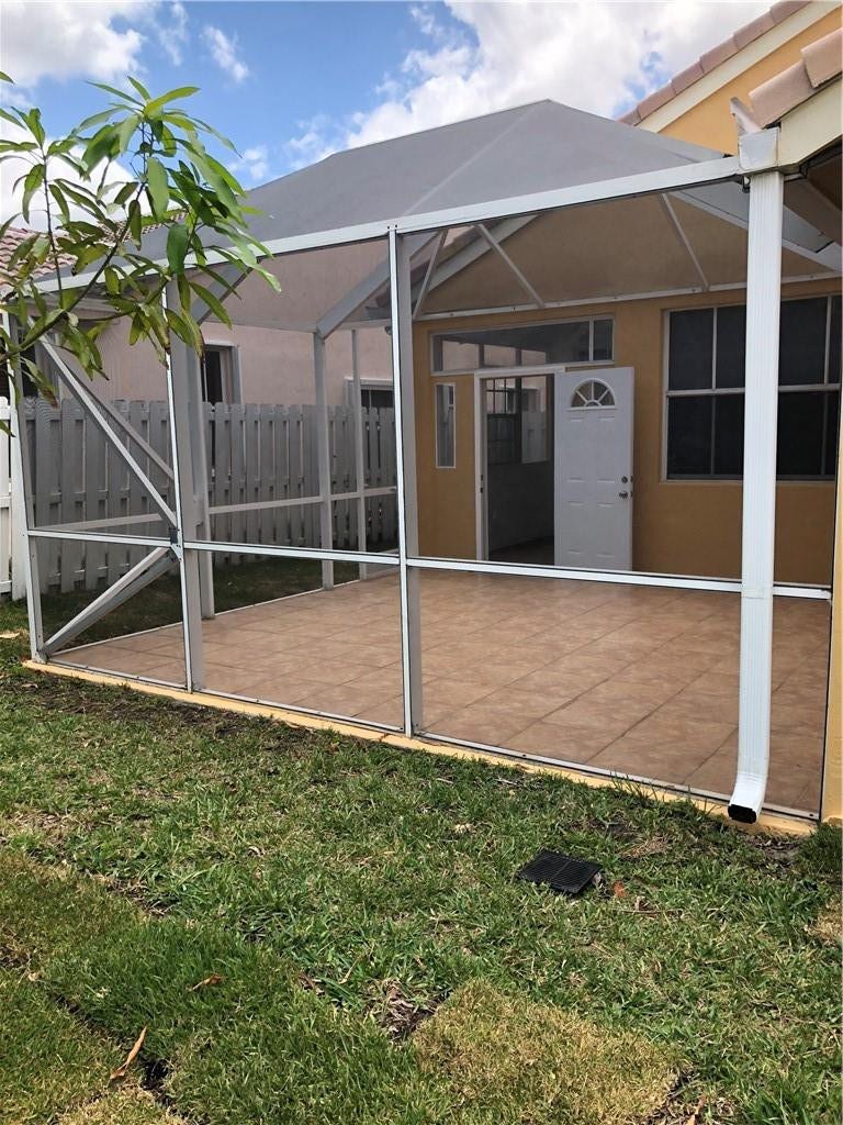 887 SAVANNAH FALLS Drive, Weston, FL 33327 Photo 21