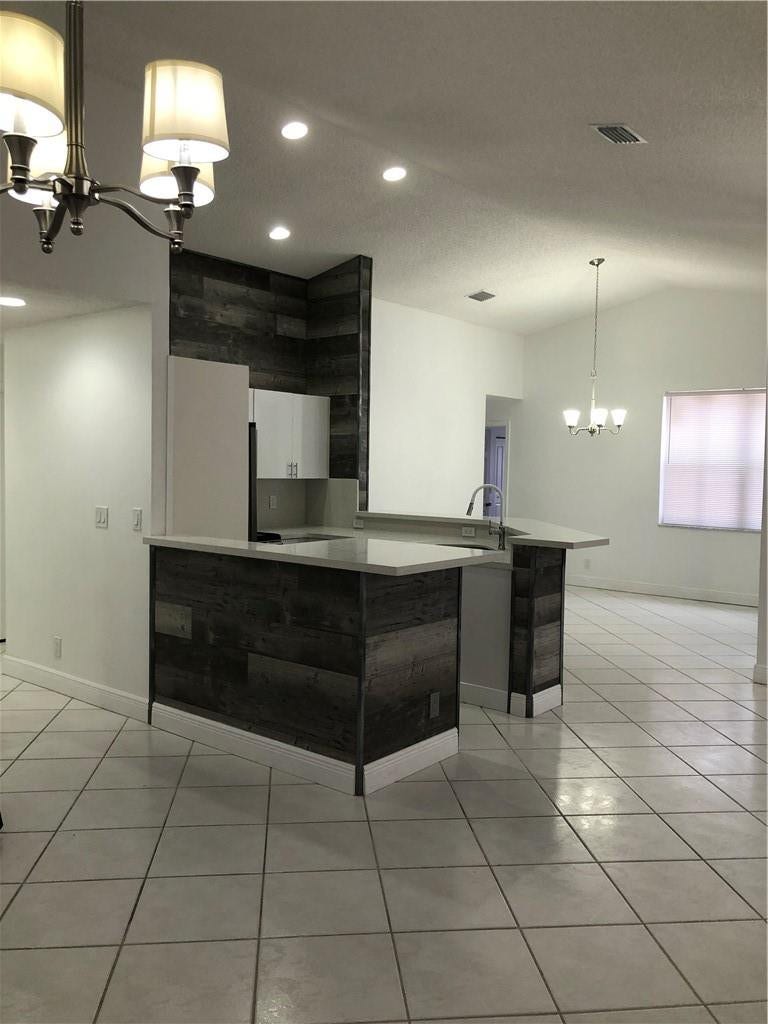 887 SAVANNAH FALLS Drive, Weston, FL 33327 Photo 7