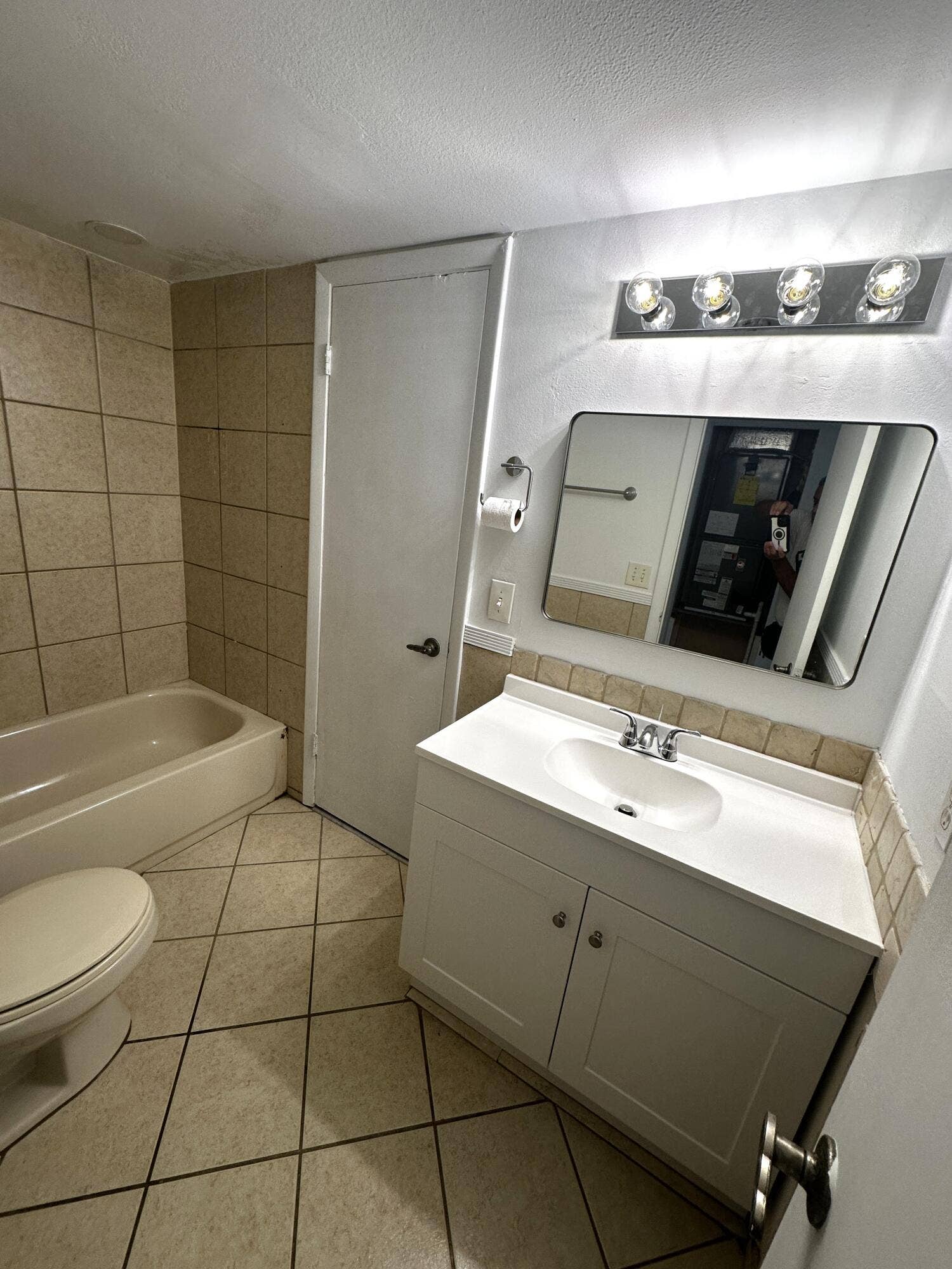 3777 NW 78TH Avenue, #6A, Davie, FL 33024 bathroom 1