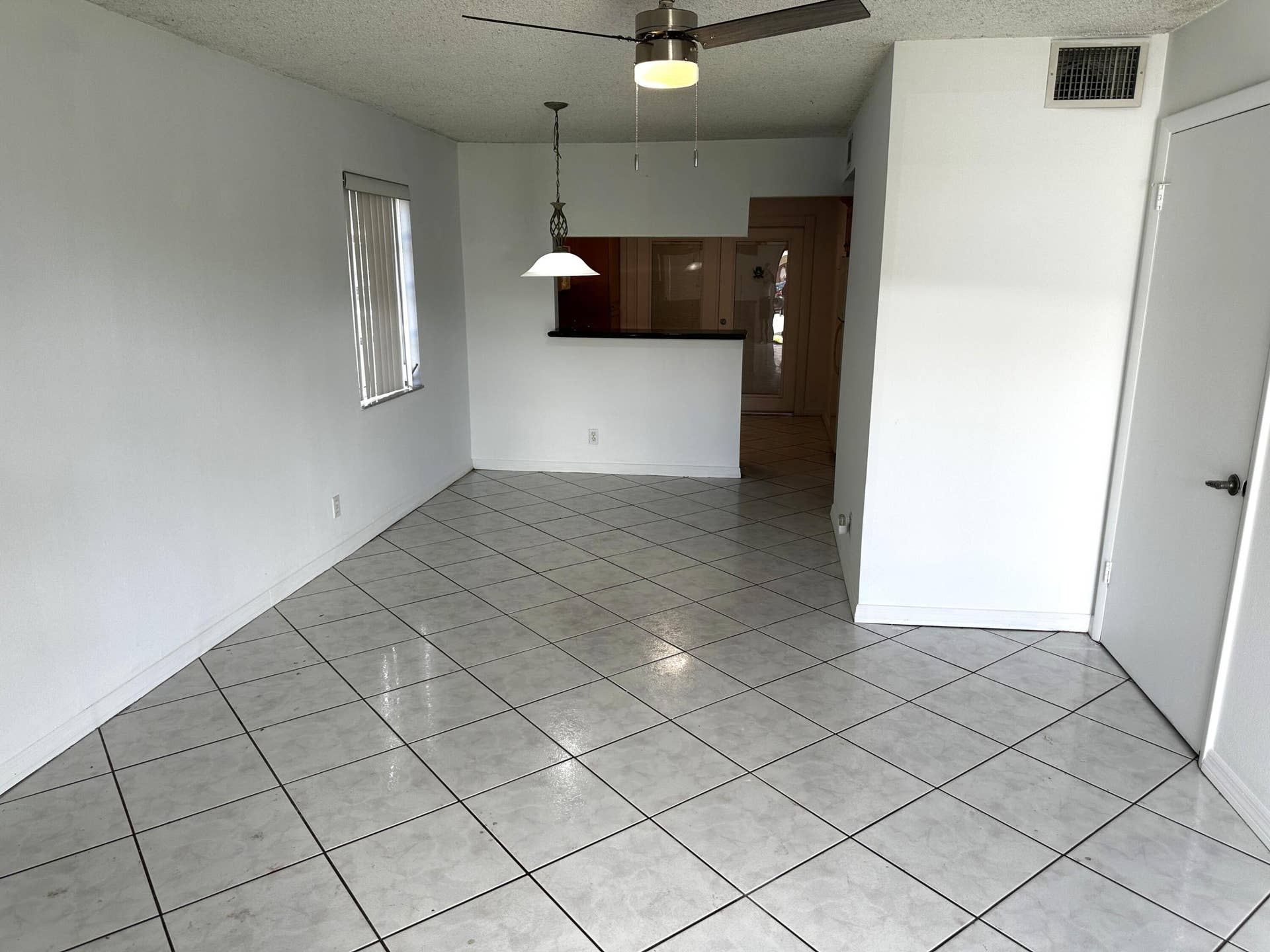 3777 NW 78TH Avenue, #6A, Davie, FL 33024 living room gv