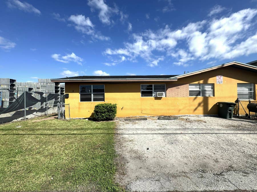 Property photo for 1341 Drive Martin Luther King Junior Boulevard W, Belle Glade, FL