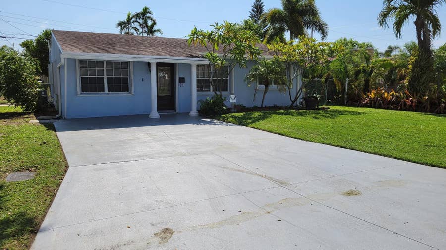 Property photo for 4620 NE 2nd Terrace, Oakland Park, FL