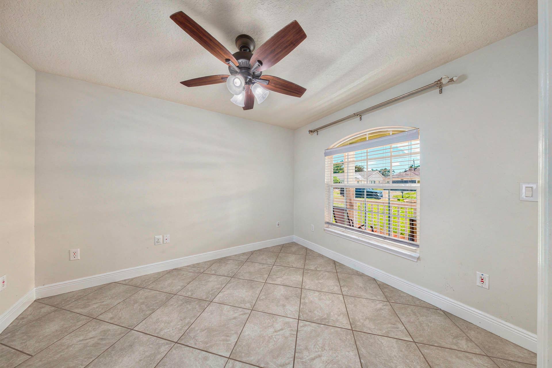 1337 SW PORTER Road, Port St Lucie, FL 34953 DSC00560-Edit