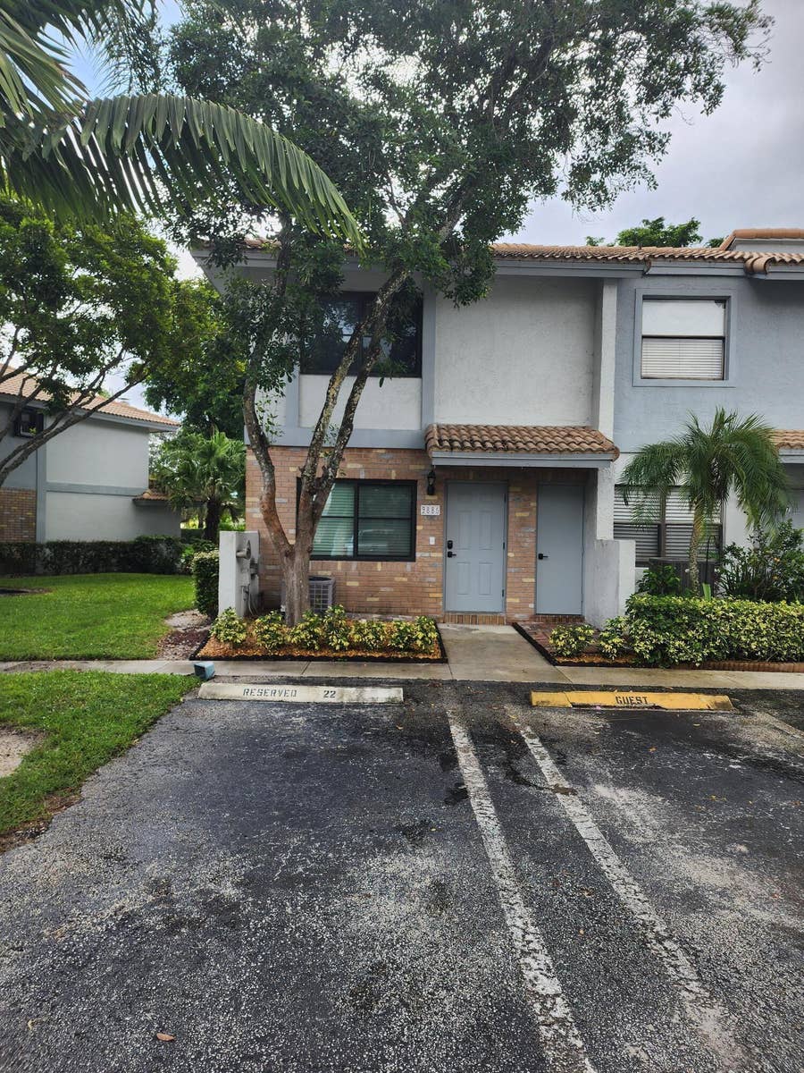 Property photo for 9885 Riverside Drive, Coral Springs, FL