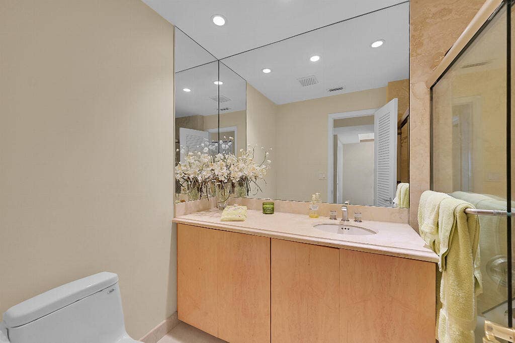 6130 Via Tierra Drive, Boca Raton, FL 33433 6130 Via Tierra Drive, Boca Raton