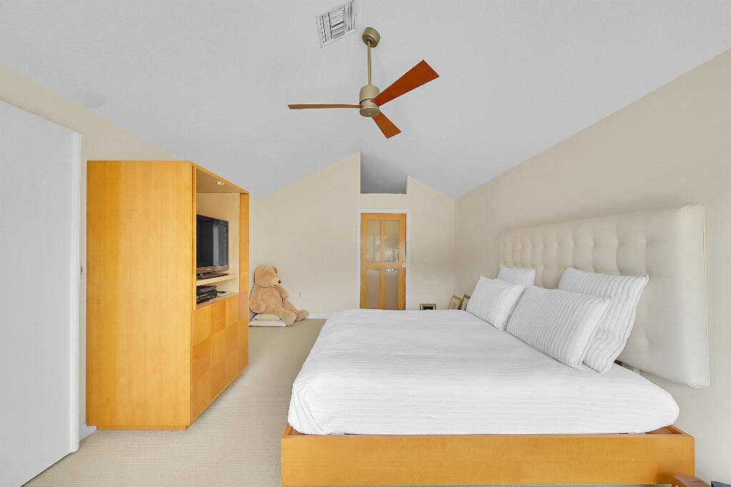 6130 Via Tierra Drive, Boca Raton, FL 33433 6130 Via Tierra Drive, Boca Raton