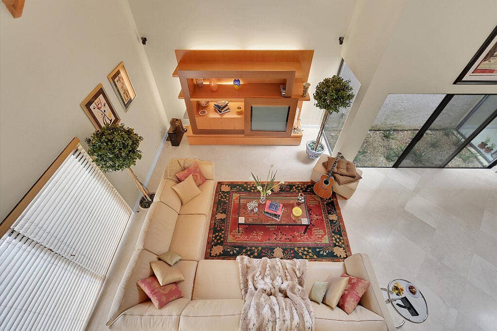 6130 Via Tierra Drive, Boca Raton, FL 33433 6130 Via Tierra Drive, Boca Raton