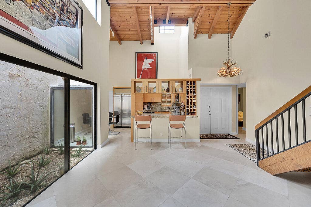 6130 Via Tierra Drive, Boca Raton, FL 33433 6130 Via Tierra Drive, Boca Raton