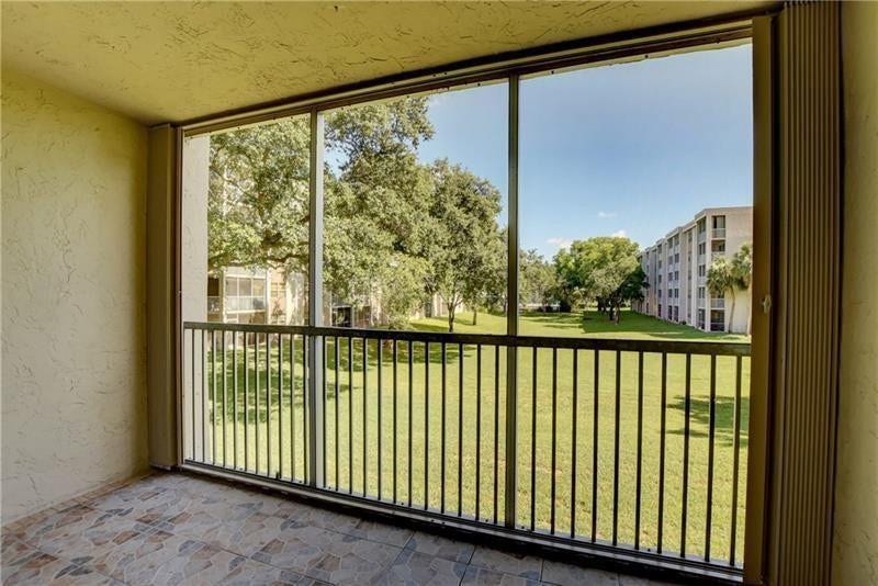 8735 Ramblewood Drive, #212, Coral Springs, Coral Springs, FL 33071 Photo 15