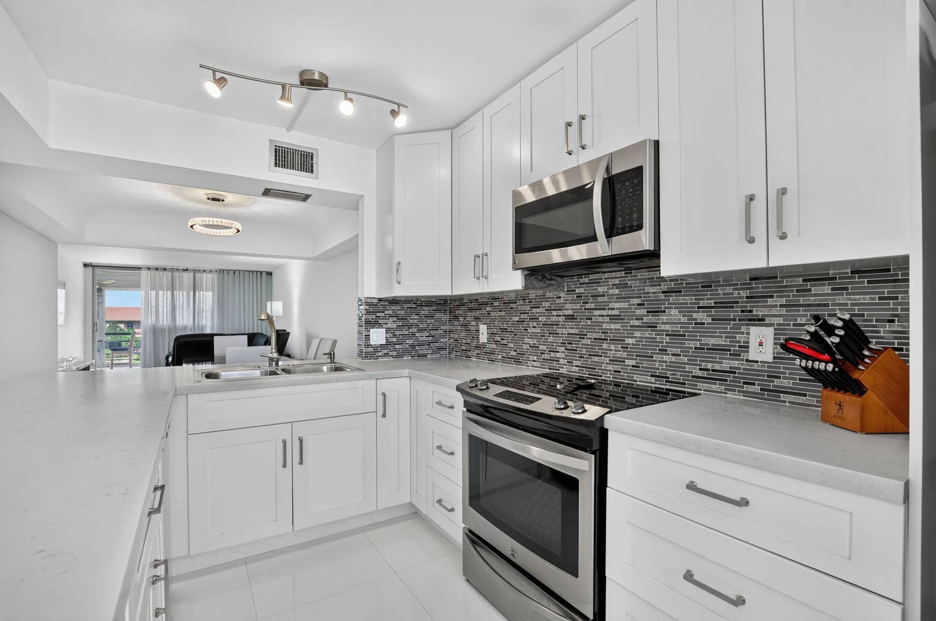 23099 BARWOOD Lane N, #308, Boca Raton, FL 33428 6-web-or-mls-DSC_5054