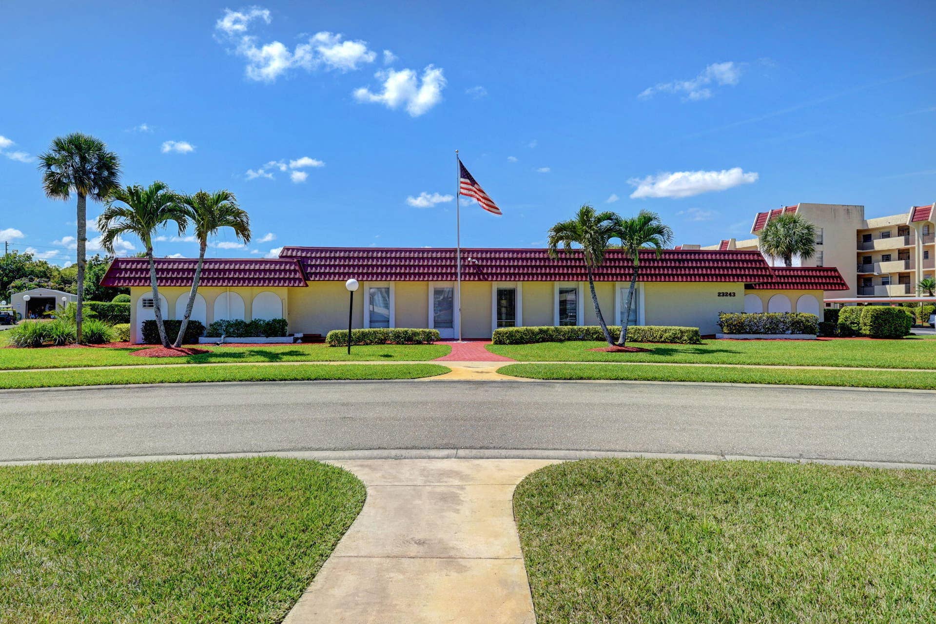 23099 BARWOOD Lane N, #308, Boca Raton, FL 33428 34-web-or-mls-43_boca barwood (2)