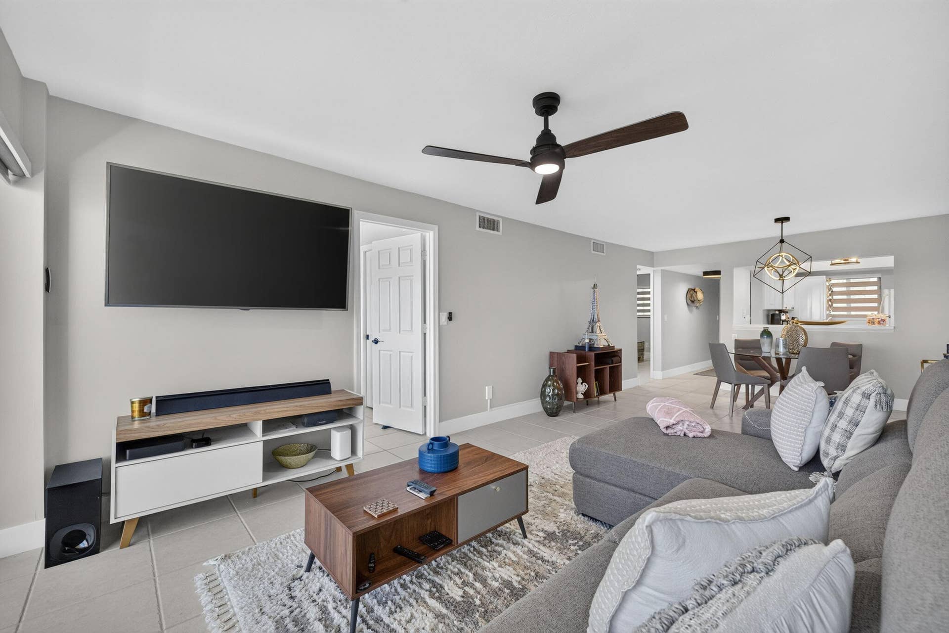 10152 S OCEAN Drive, #213B, Jensen Beach, FL 34957 12-web-or-mls-3A5A6907