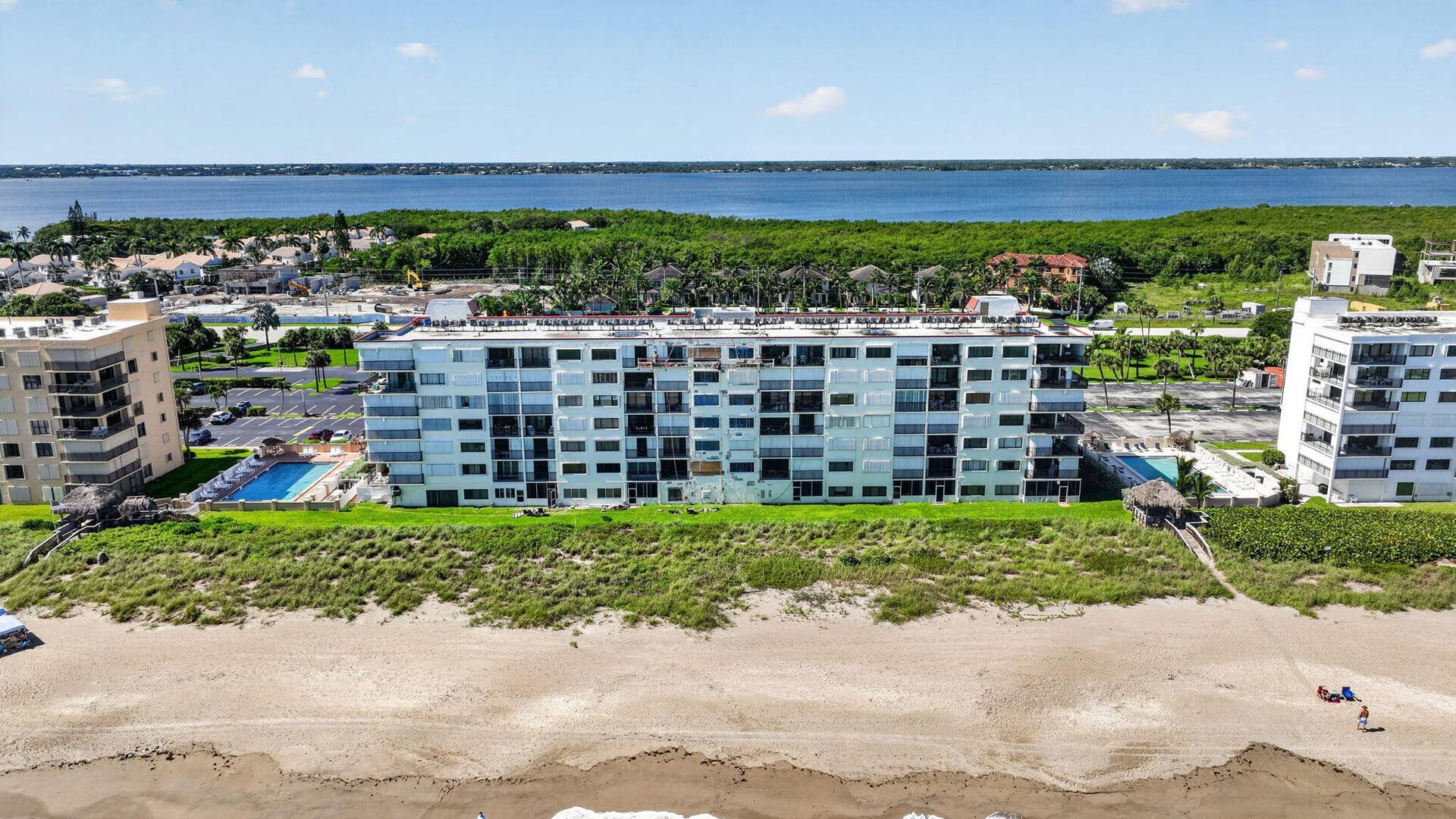 10152 S OCEAN Drive, #213B, Jensen Beach, FL 34957 37-web-or-mls-DJI_0401