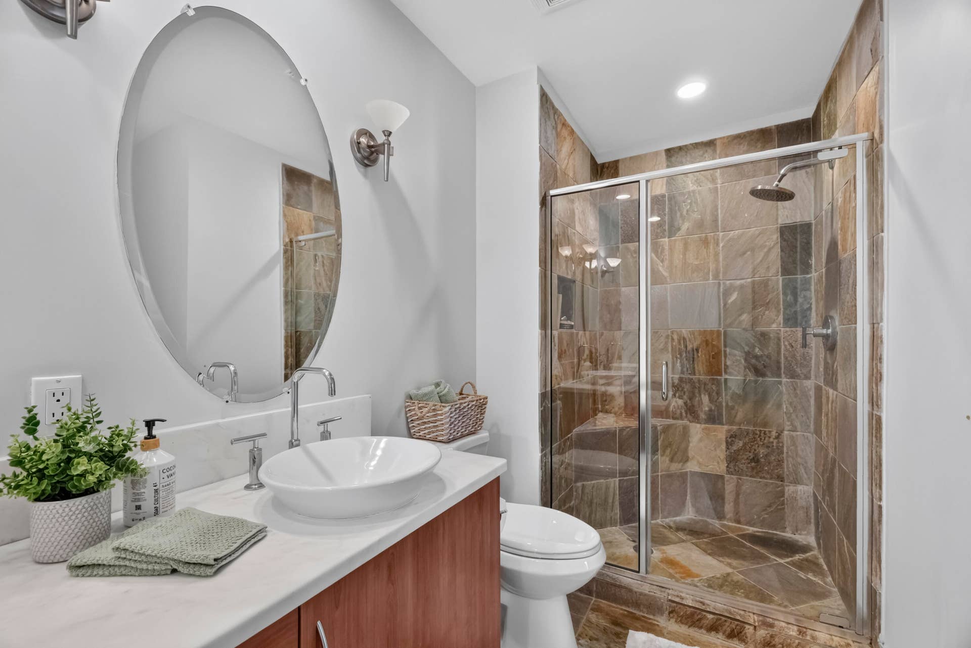 2631 NE 14TH Avenue, #216, Wilton Manors, FL 33334 Primary Bathroom with shower, double sink & tub