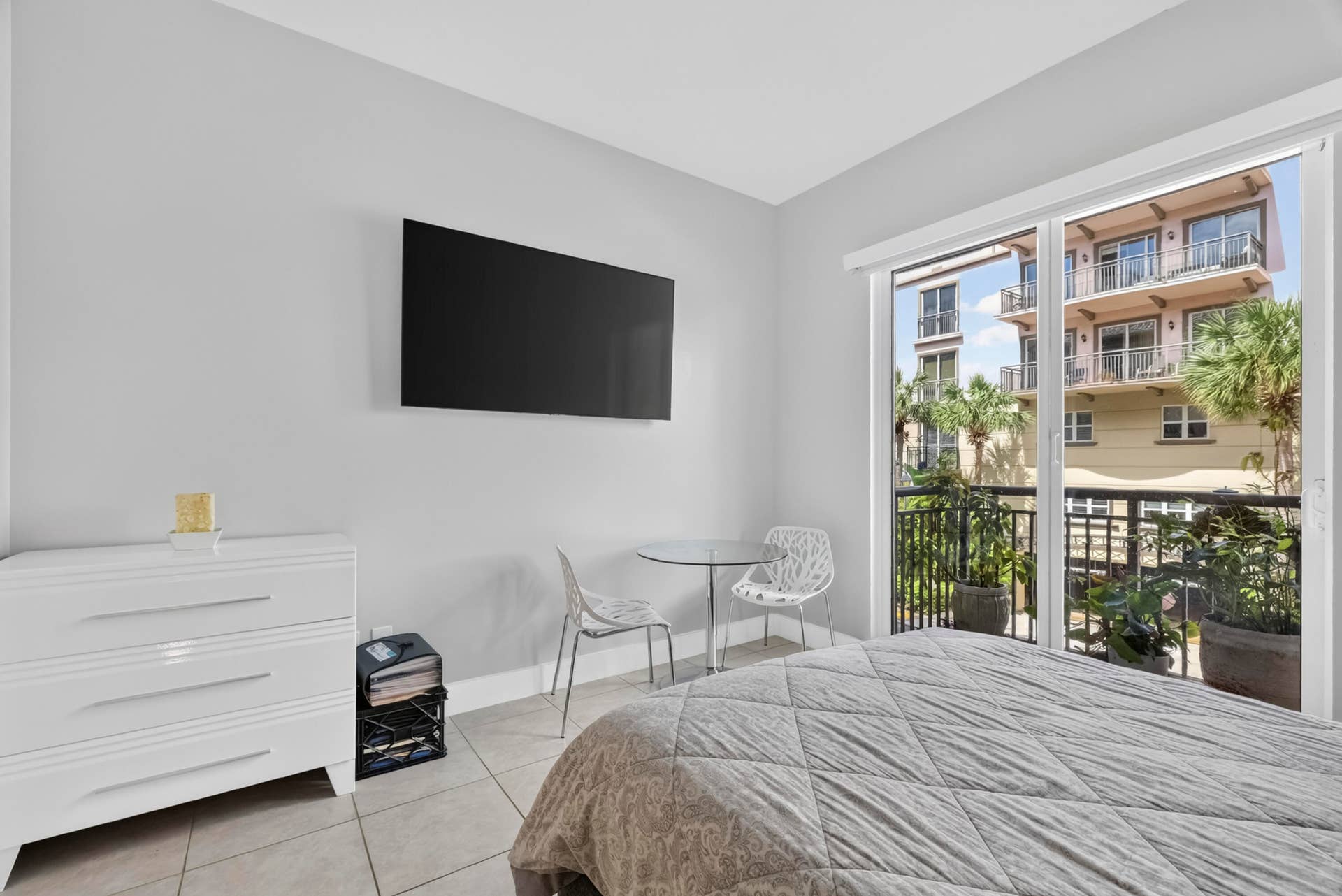 2631 NE 14TH Avenue, #216, Wilton Manors, FL 33334 View from Primary bedroom