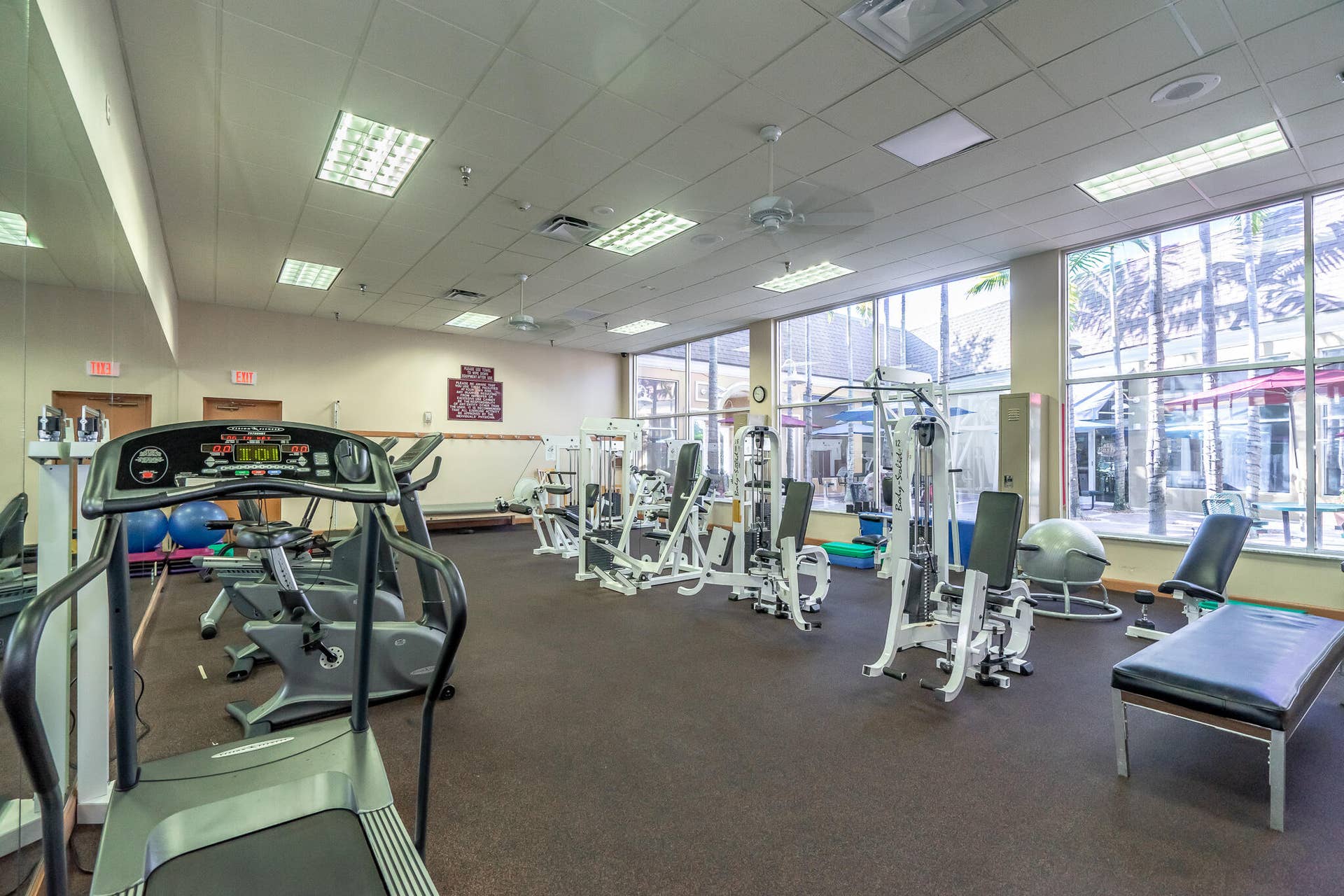 240 Burgundy E, Delray Beach, FL 33484 FITNESS ROOM