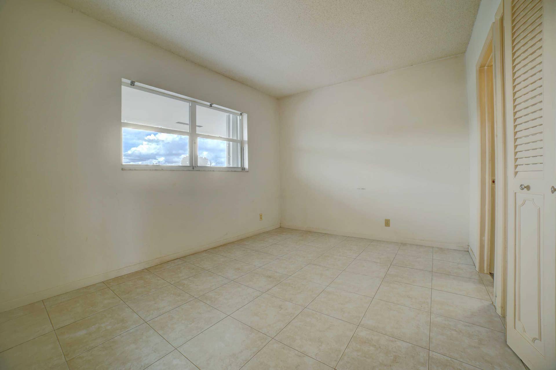 1118 Lake Terrace, #215, Boynton Beach, FL 33426 11