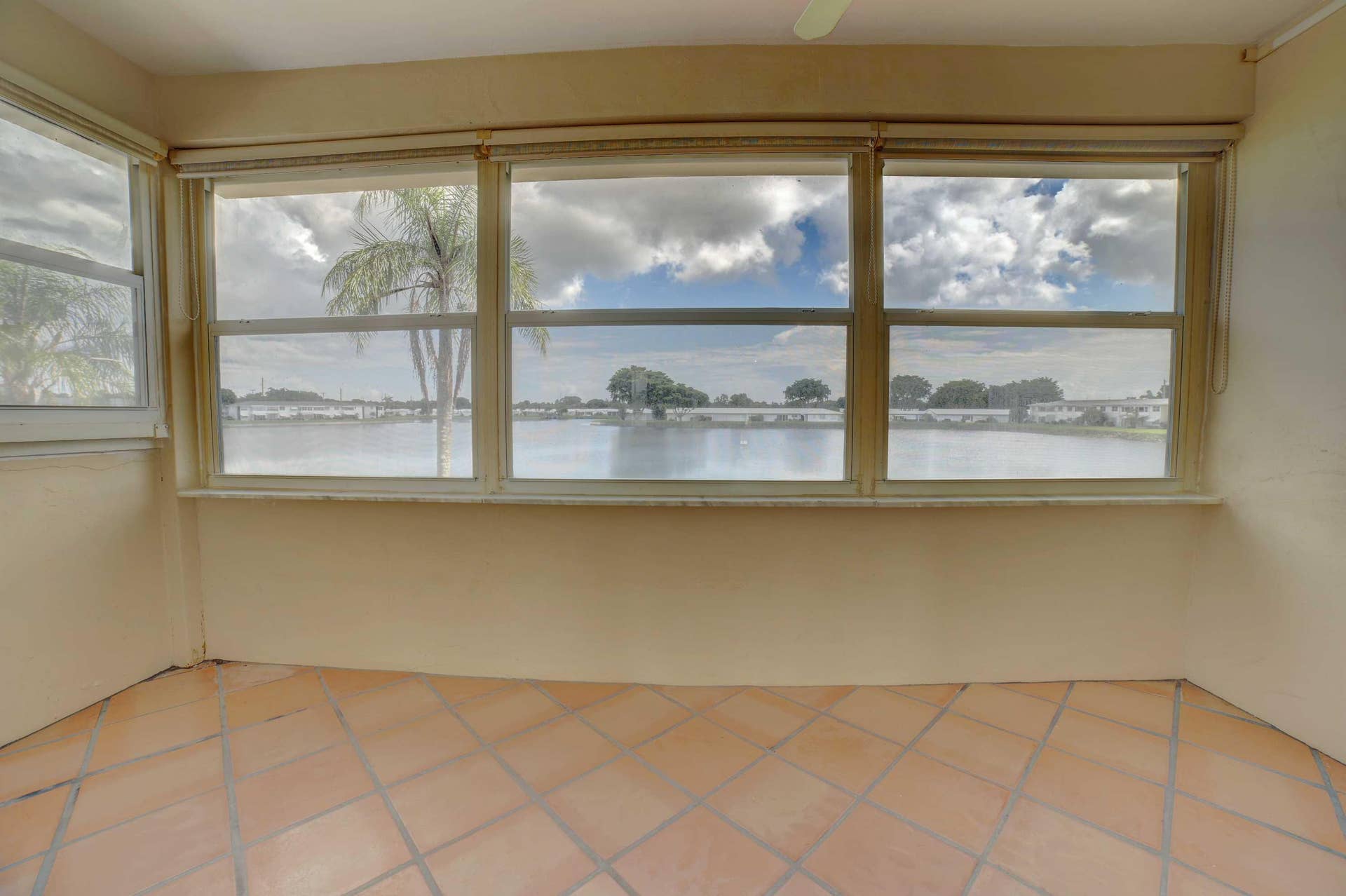 1118 Lake Terrace, #215, Boynton Beach, FL 33426 7