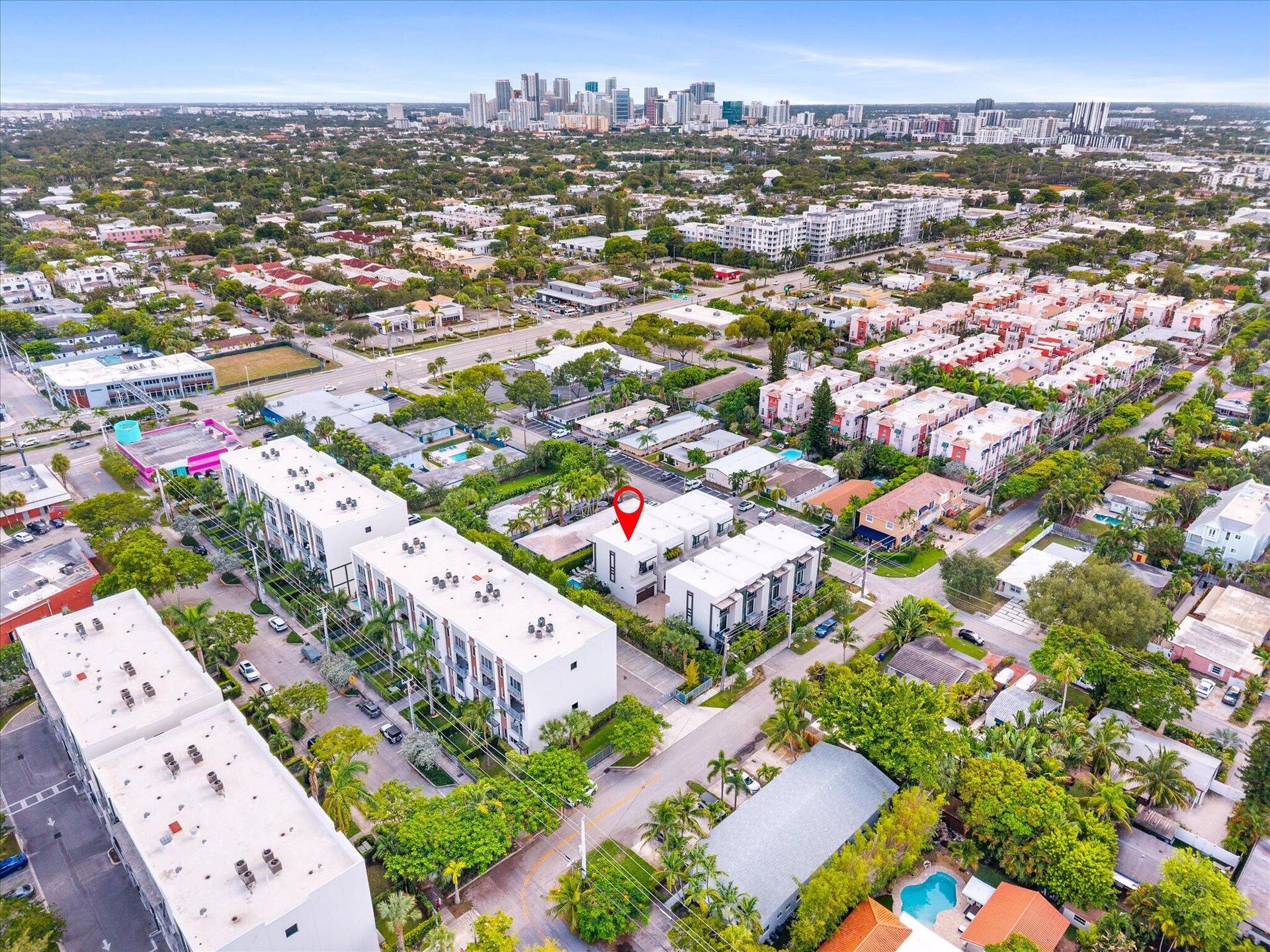 1048 N VICTORIA PARK Road, Fort Lauderdale, FL 33304 49-49