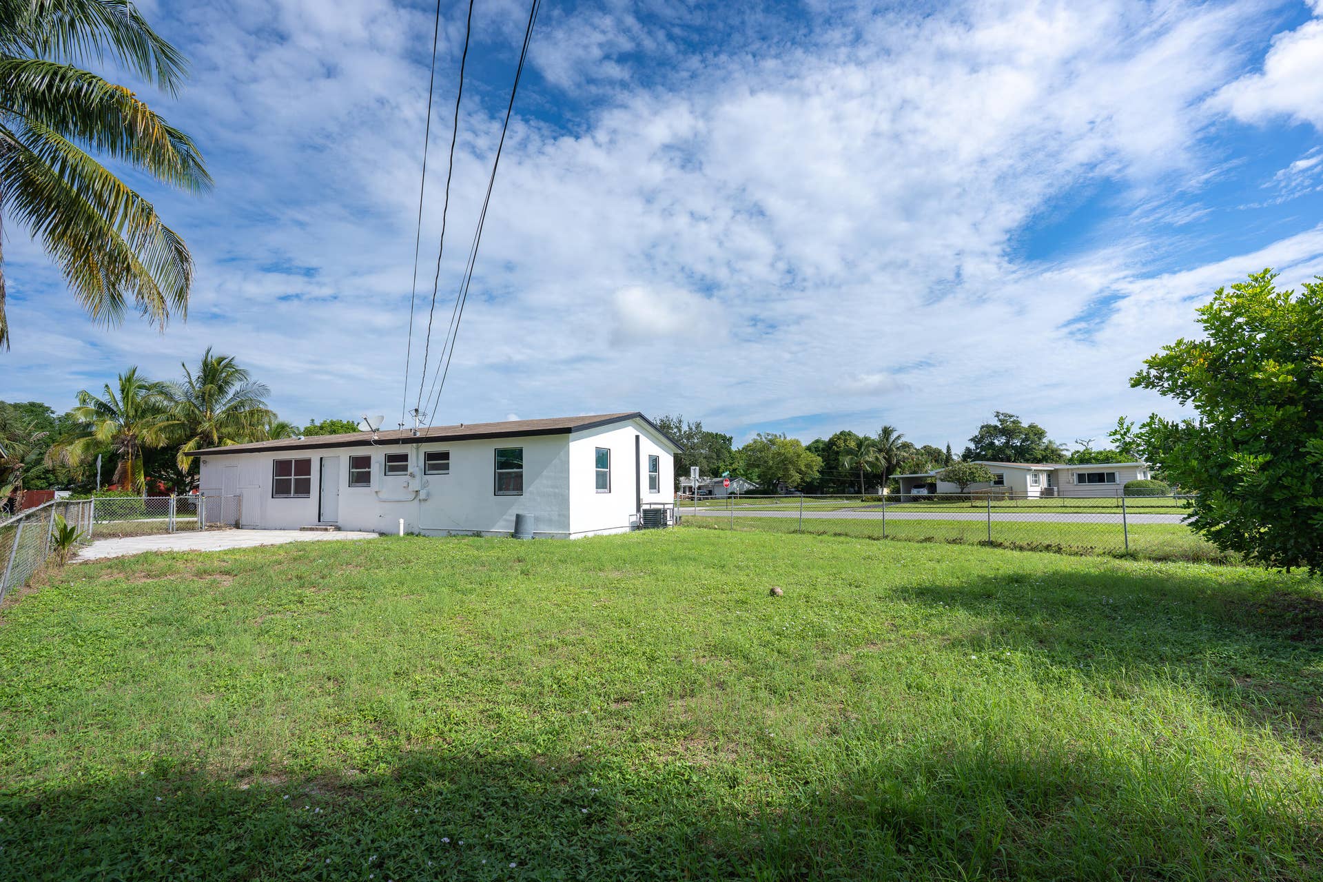 1420 9th Street, Lake Park, FL 33403 Somer-9