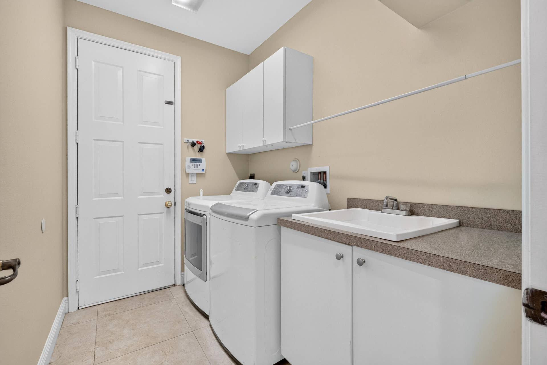 10625 Oak Meadow Lane, Lake Worth, FL 33449 Indoor Laundry