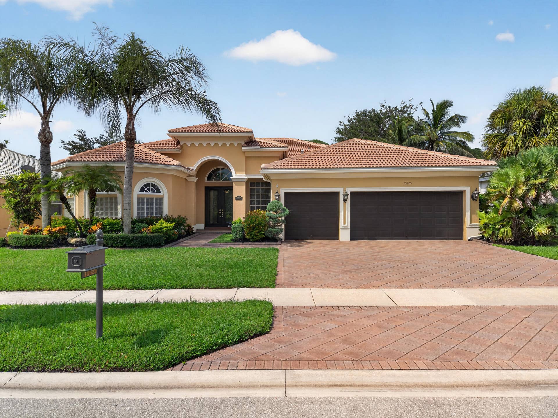 10625 Oak Meadow Lane, Lake Worth, FL 33449 Front