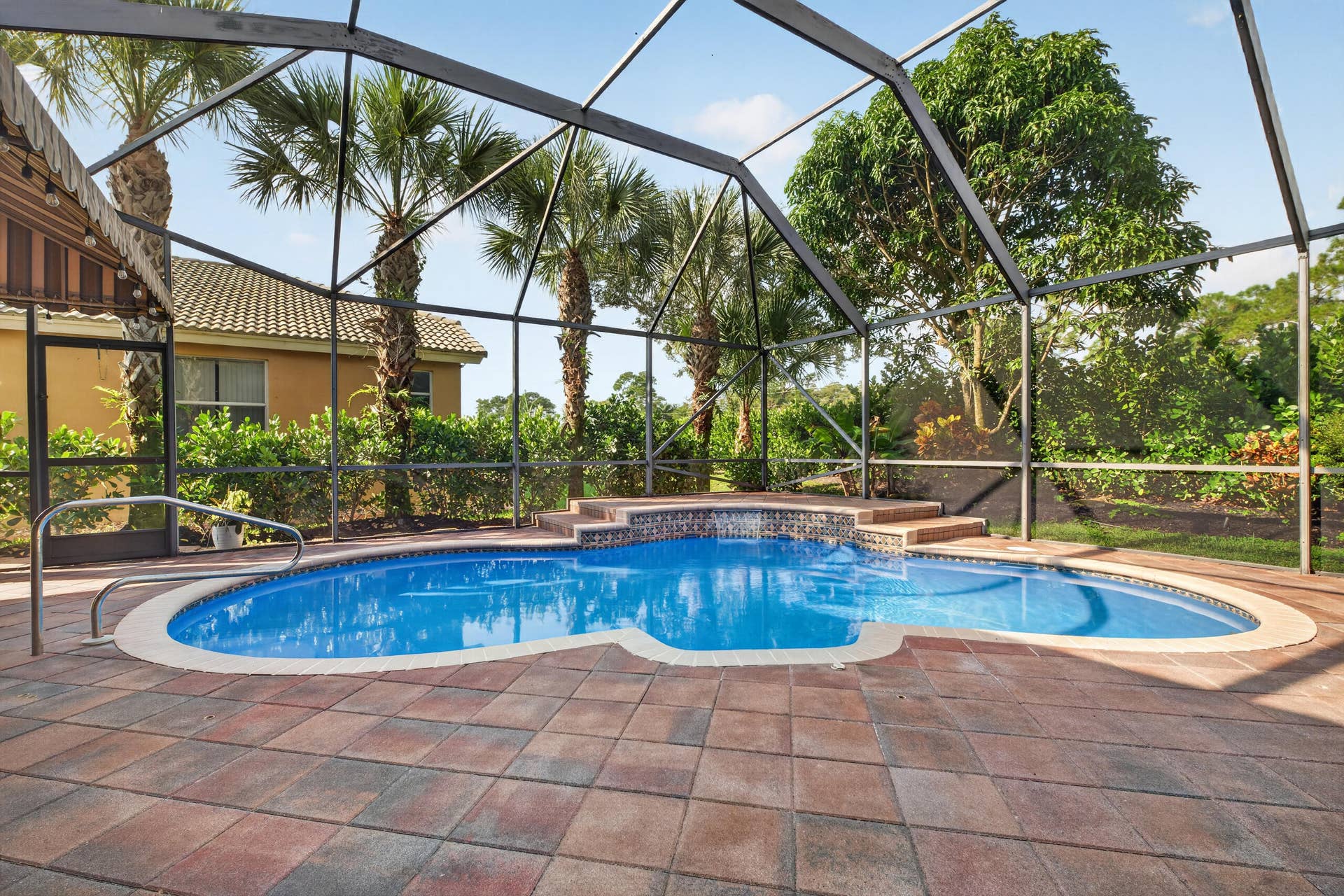10625 Oak Meadow Lane, Lake Worth, FL 33449 Screened Pool