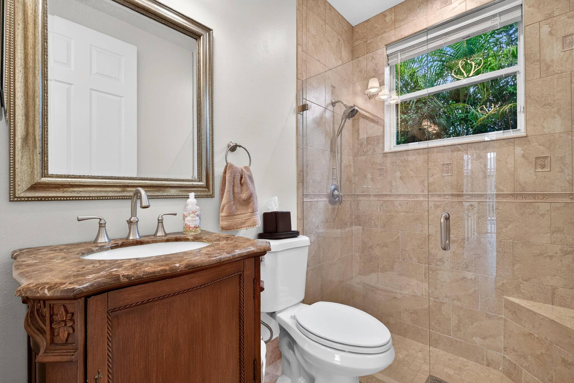 10625 Oak Meadow Lane, Lake Worth, FL 33449 Guest Bathroom 3- Wing 3