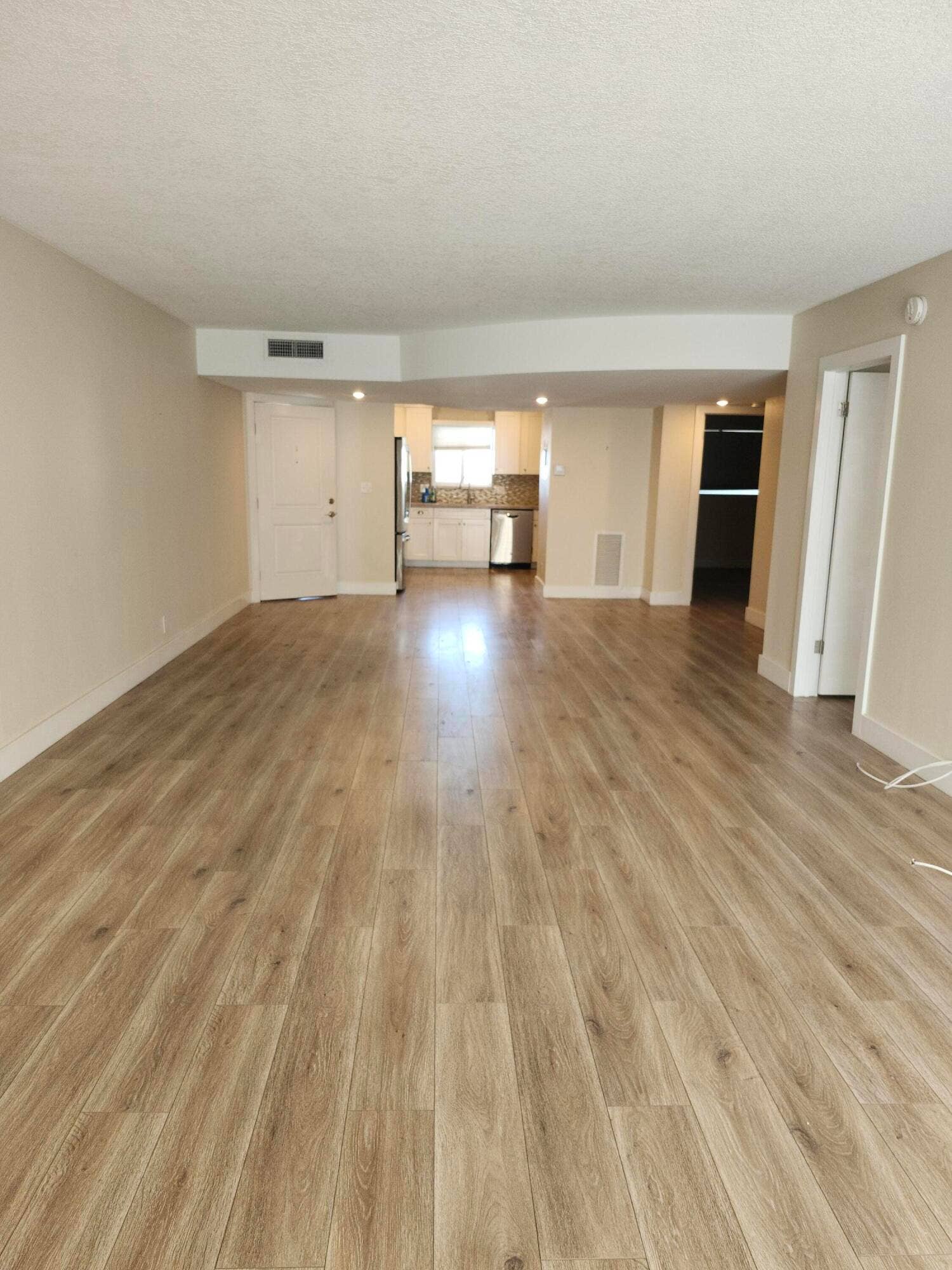 301 Lake Shore Drive, #Apt 409, West Palm Beach, FL 33403 20261018_124927