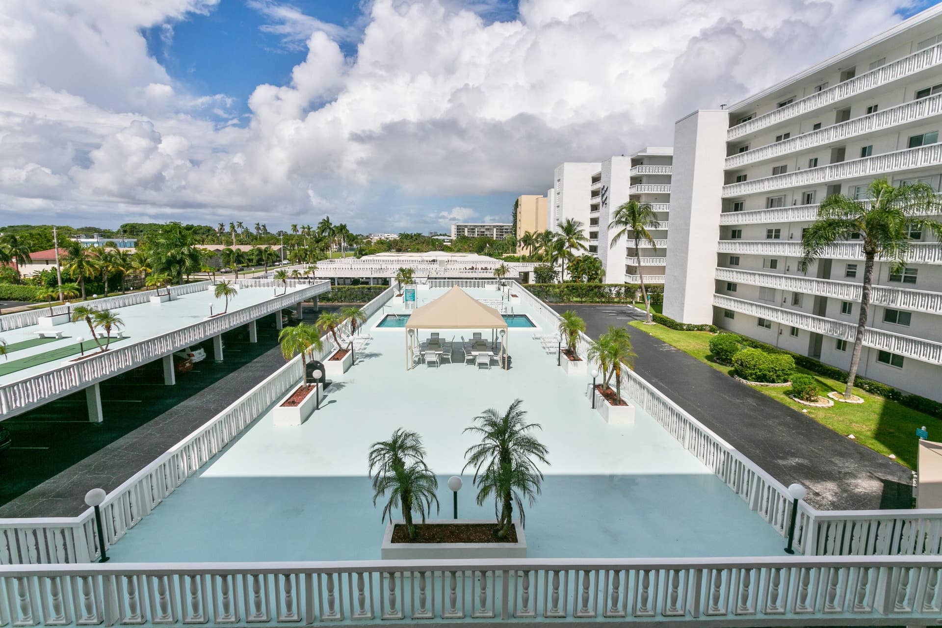 301 Lake Shore Drive, #Apt 409, Lake Park, FL 33403 29301lakeshoredrive409102location2hires