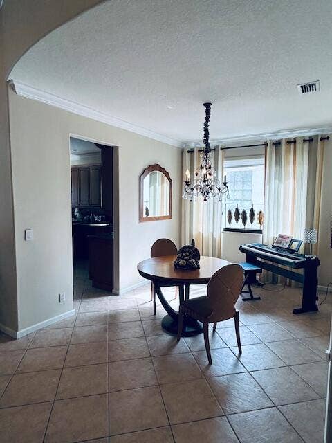 7891 Monarch Court, Delray Beach, FL 33446 Dining