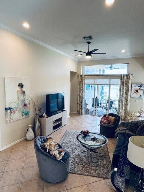 7891 Monarch Court, Delray Beach, FL 33446 Living