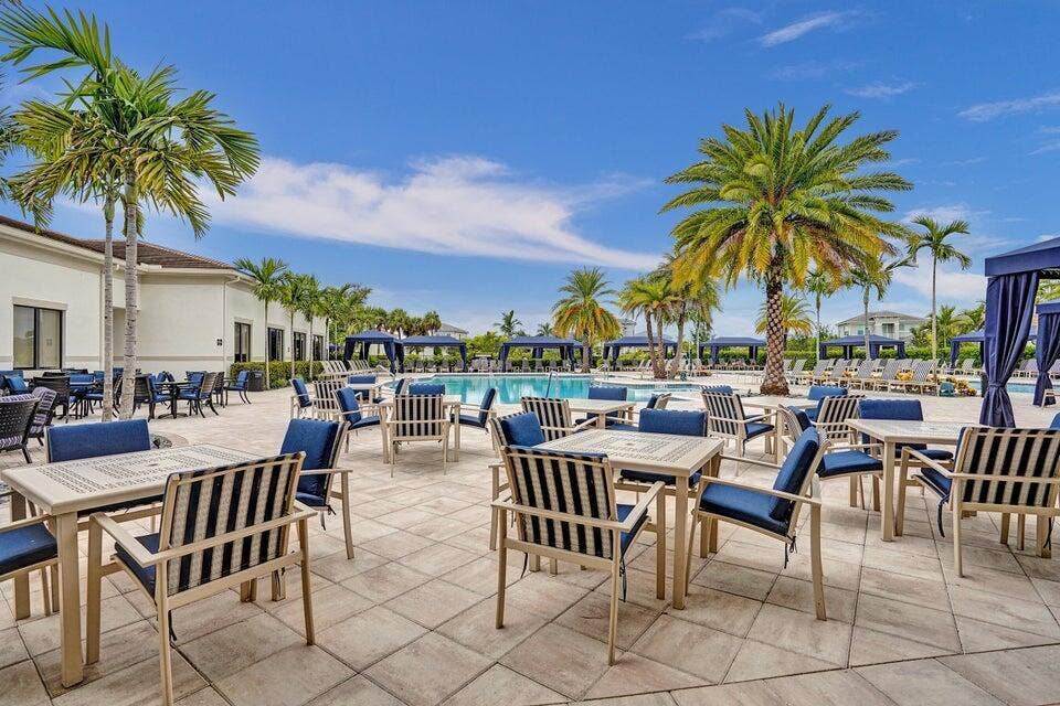 7891 Monarch Court, Delray Beach, FL 33446 pool