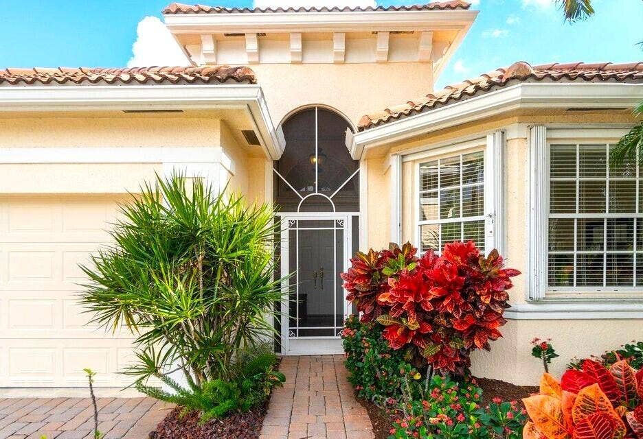 7891 Monarch Court, Delray Beach, FL 33446 front3