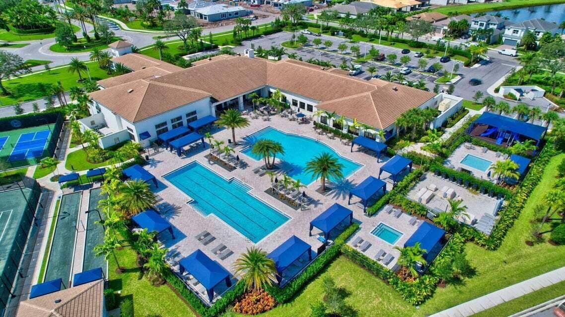 7891 Monarch Court, Delray Beach, FL 33446 pools