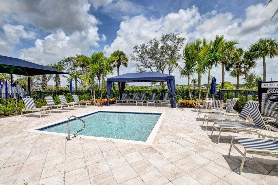 7891 Monarch Court, Delray Beach, FL 33446 hot tub