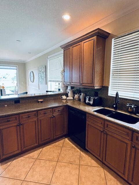 7891 Monarch Court, Delray Beach, FL 33446 Kitchen