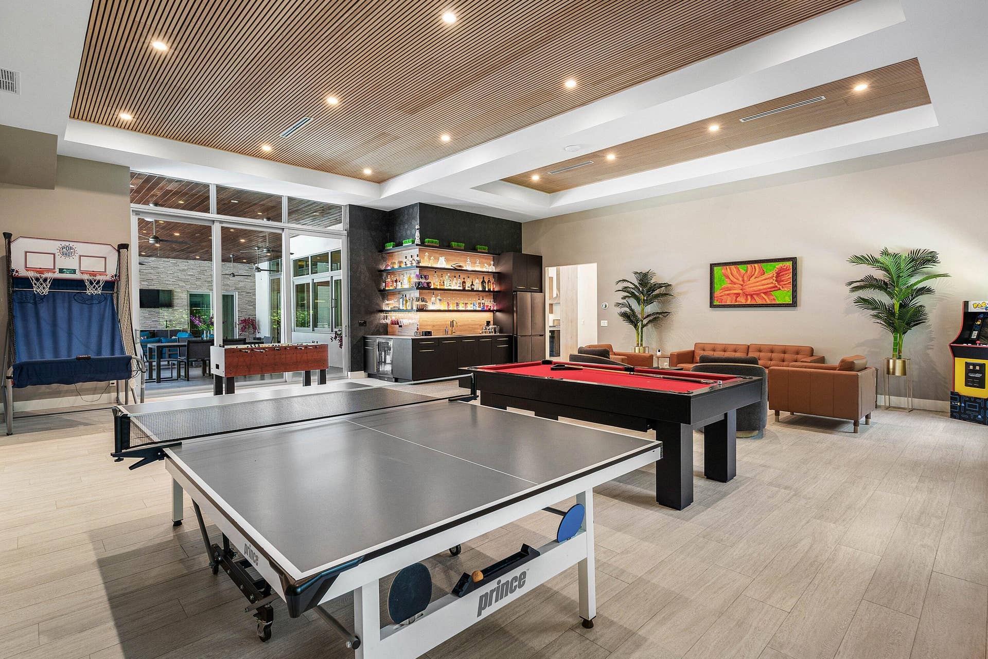 Club/Game Room