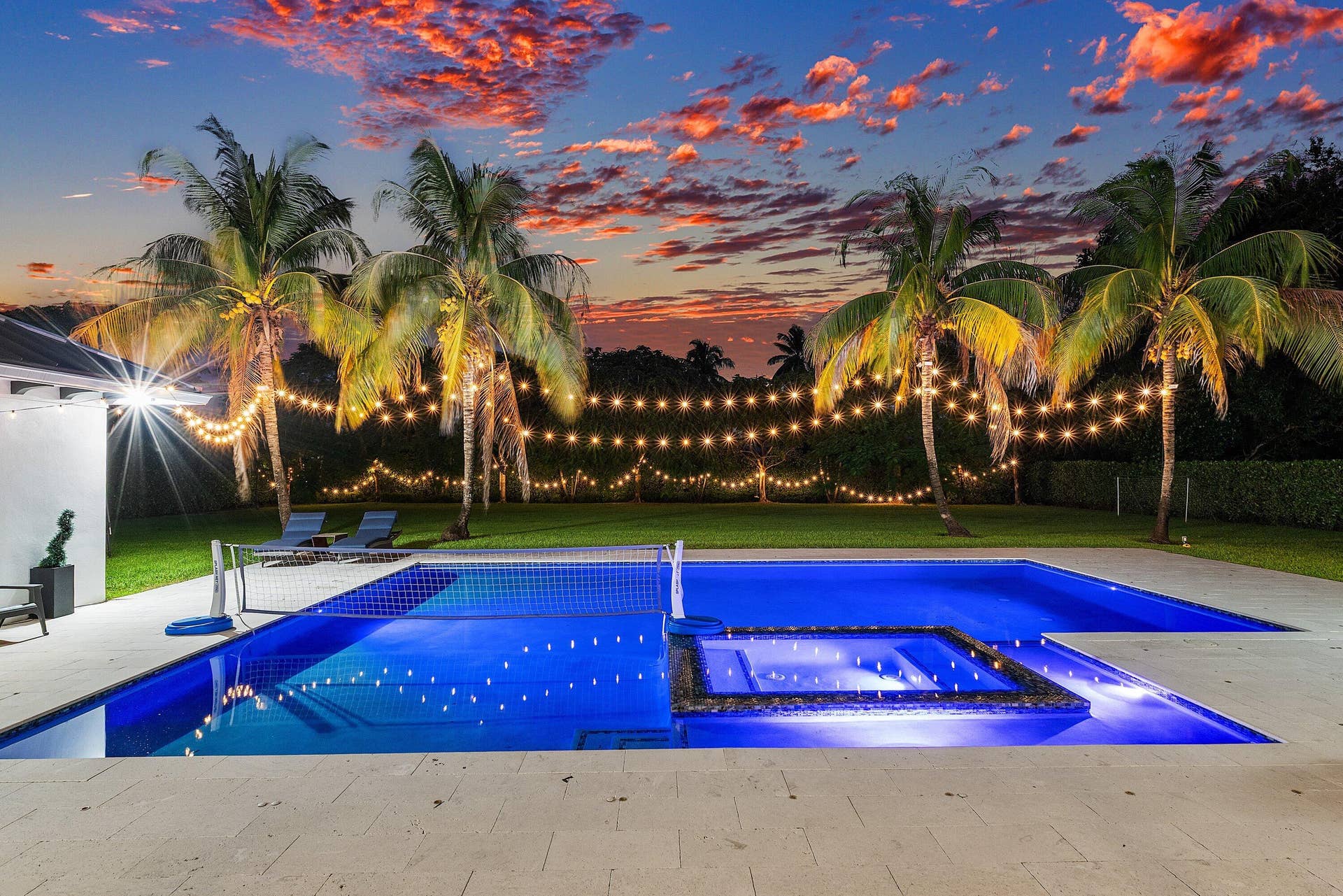 Twilight - Pool
