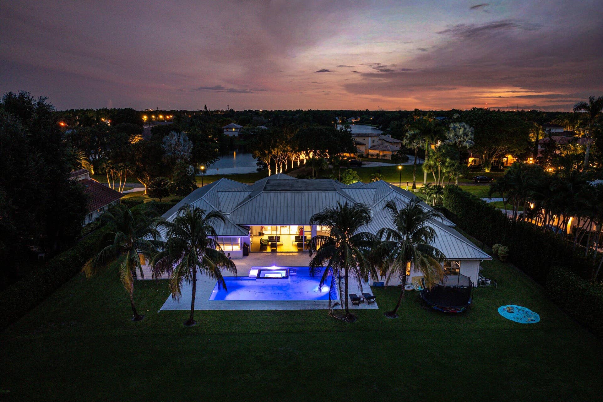 Twilight - Aerial Rear
