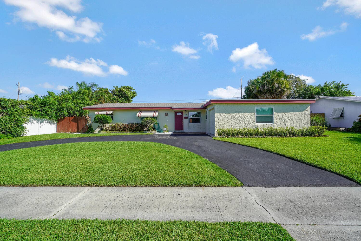 416 LIGHTHOUSE Drive, North Palm Beach, North Palm Beach, FL 33408 416 Lighthouse Drive North-large-004-010