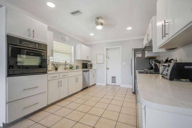 416 LIGHTHOUSE Drive, North Palm Beach, North Palm Beach, FL 33408 416 Lighthouse Drive North-small-011-004