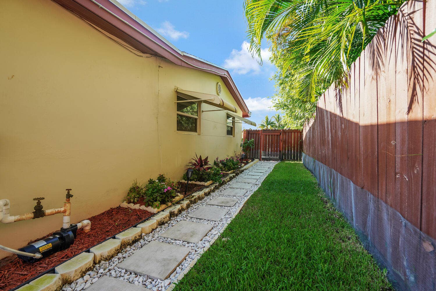 416 LIGHTHOUSE Drive, North Palm Beach, North Palm Beach, FL 33408 416 Lighthouse Drive North-large-034-024