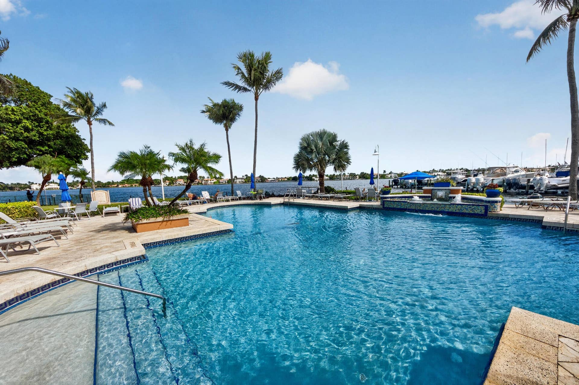 131 Yacht Club Way, #109, Hypoluxo, FL 33462 main pool on the intracoastal