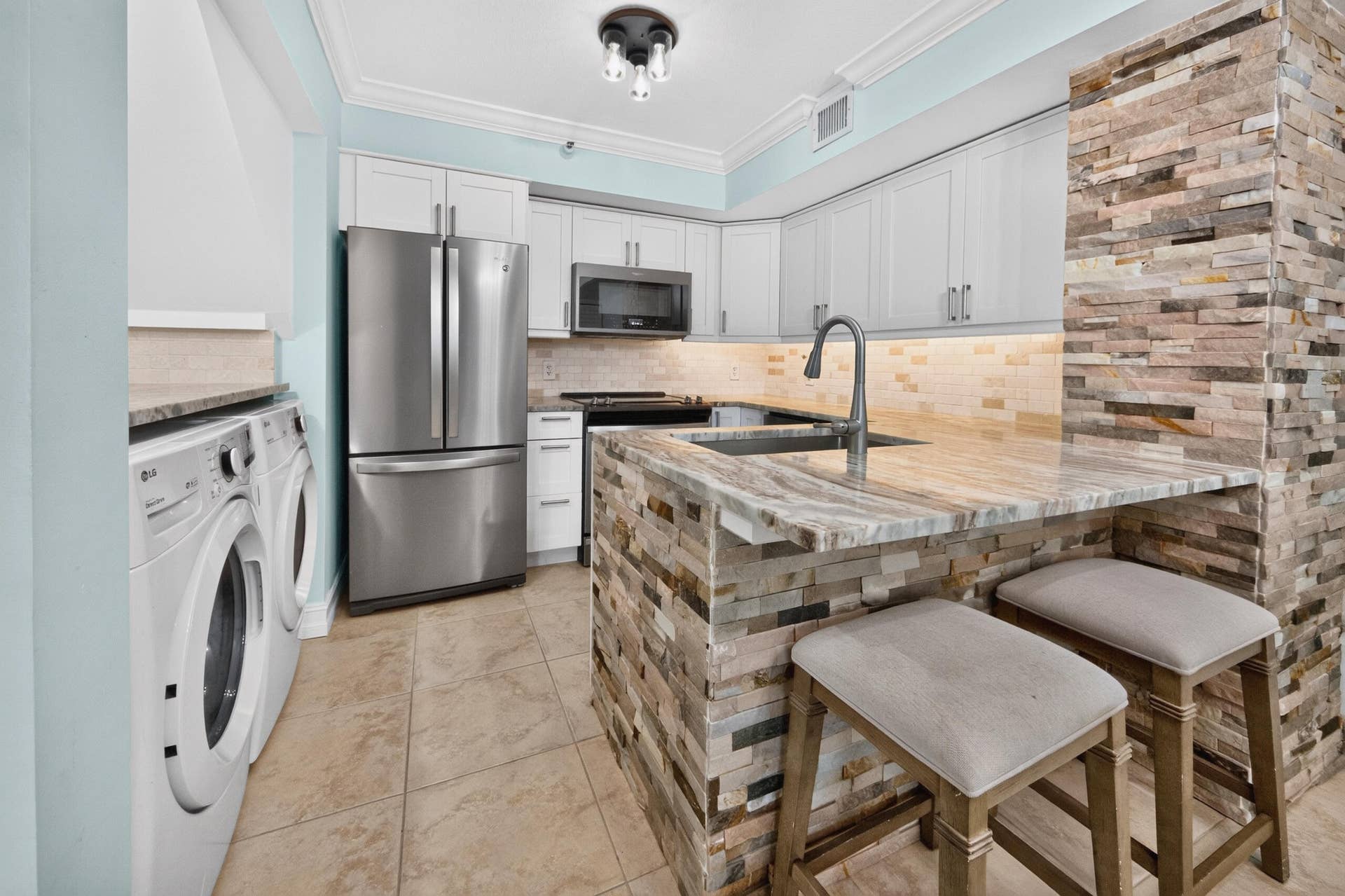 131 Yacht Club Way, #109, Hypoluxo, FL 33462 15