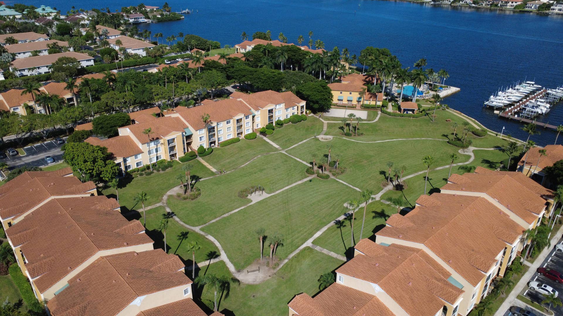 131 Yacht Club Way, #109, Hypoluxo, FL 33462 23 acres of tropical setting